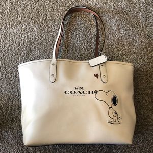 Limited Edition Coach Snoopy Purse